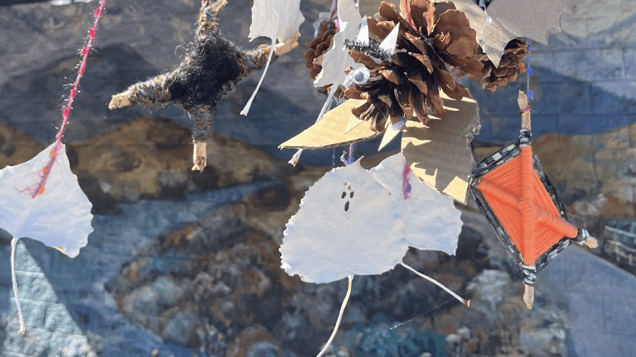 Halloween Mobile_featured image